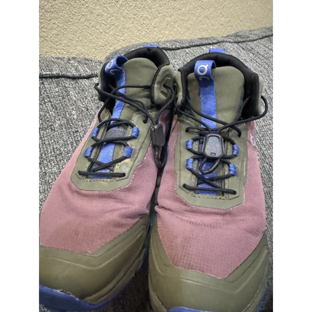 On Cloudhero Mid Waterproof Unisex Shoes Olive/Cherry Youth 4 Women's 5.5